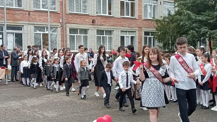 Последний школьный звонок (5)