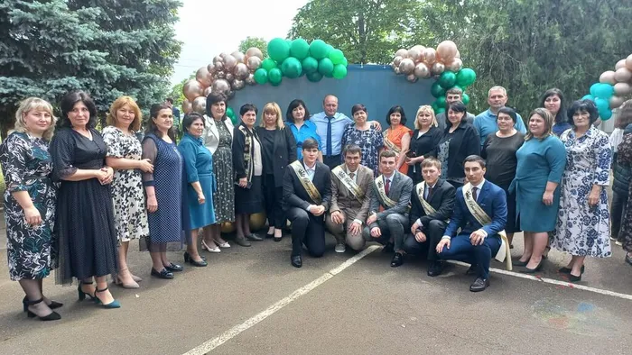 Последний школьный звонок (11)